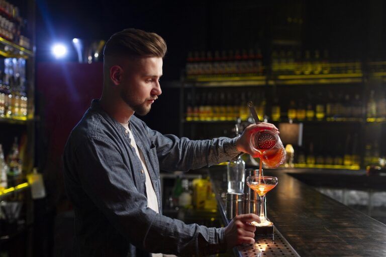 What to Look for When Choosing Mixology Classes